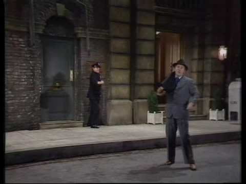Morecambe and Wise - Singing in the Rain