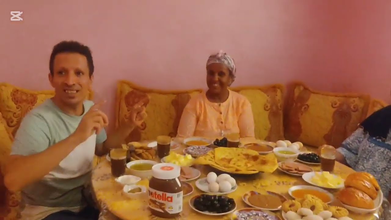 مرحبا بضيافي الدار دارهم نورو الدار وعمرو عليا