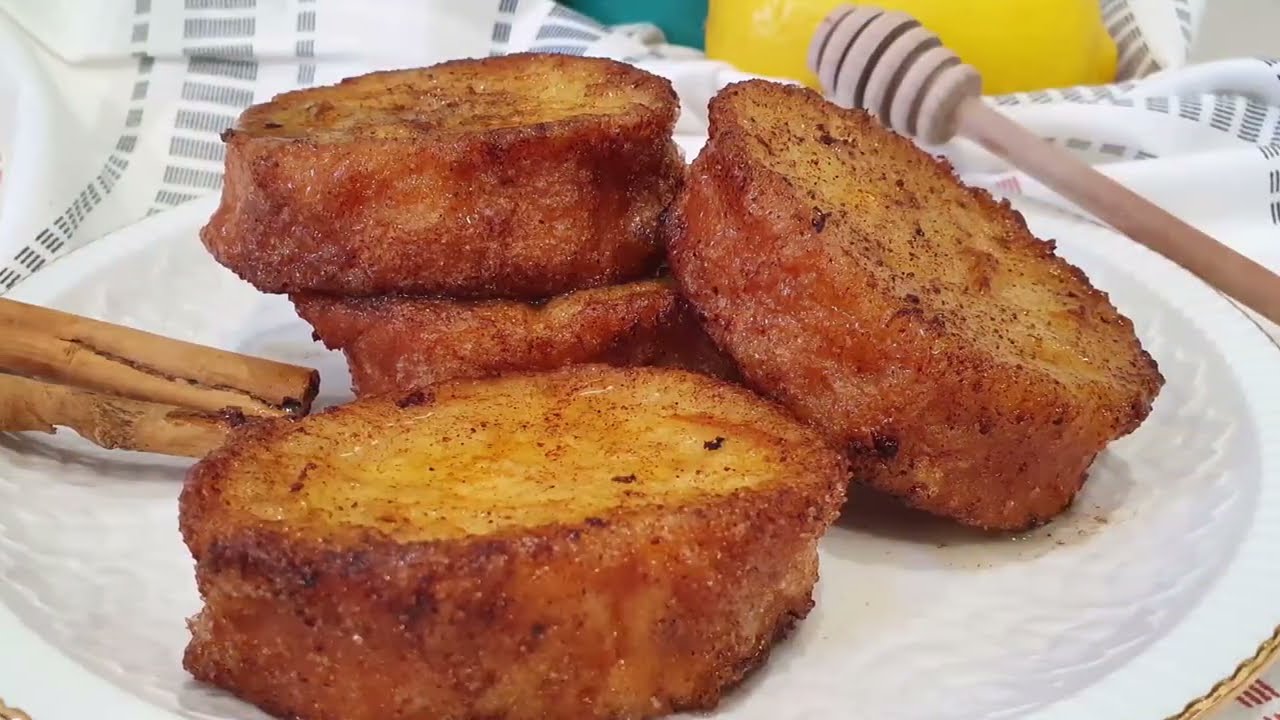 Torrijas tradicionales con canela y miel