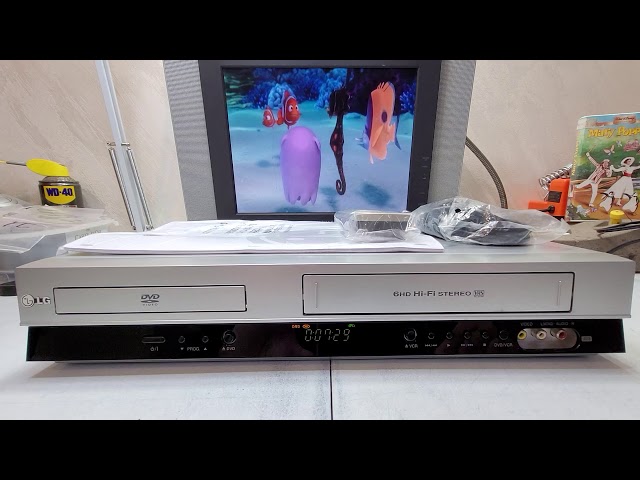 LG V280 Combi Magnétoscope VHS/Lecteur DVD HiFi Stéréo 