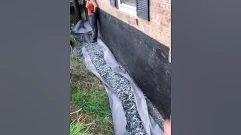 How to install a French Drain Part 15. Susan helpi...