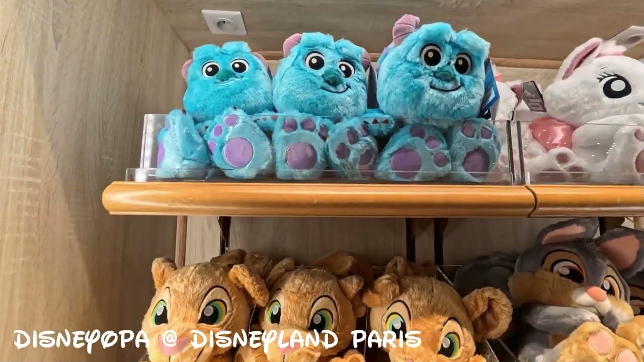 BAY BOUTIQUE - SHOP WALK THROUGH - Disneyland Paris - DisneyOpa