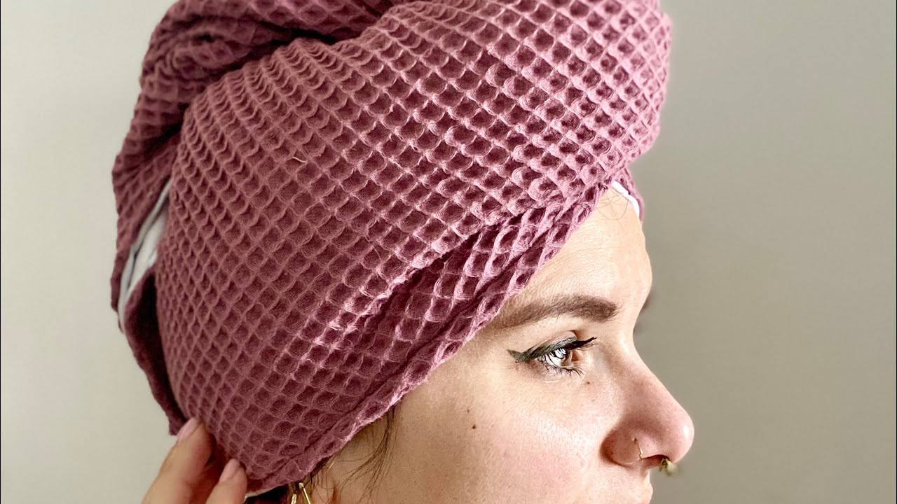 Bonnet de soin cheveux bouclés : Les avantages du bonnet