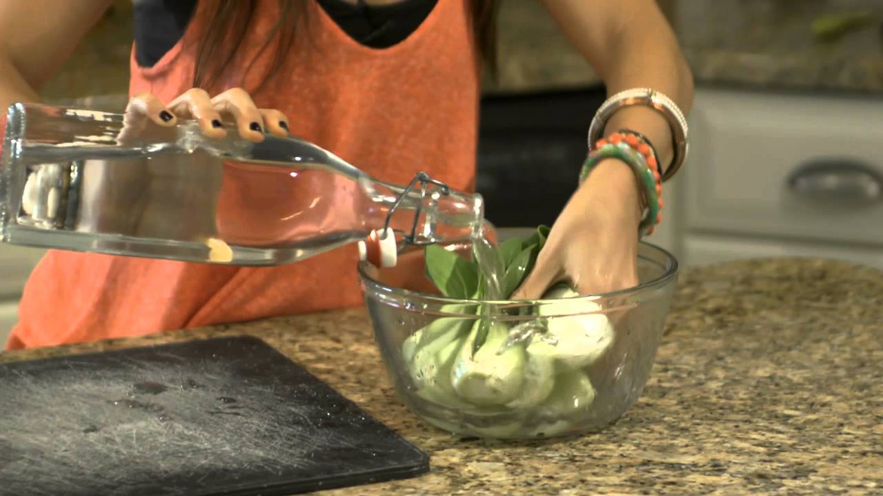 How to Wash Bok Choy : Plant-Based Diet Tips & Recipes - YouTube