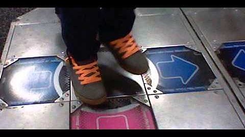 Kevy1885 - DIVE(more deep & deeper style) Beginner AAA(on DDR EXTREME(AC))