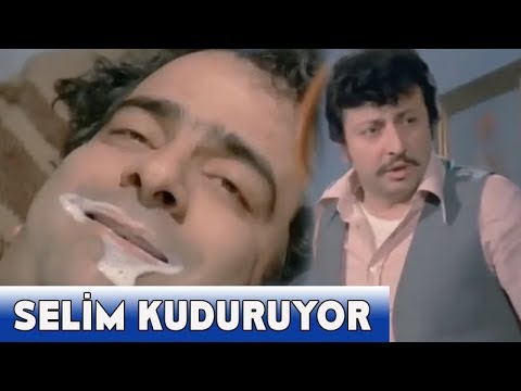 SELİM KUDURUYOR - Aslan Bacanak (1977)