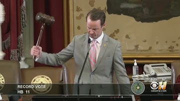 Texas House Gives Final Passage To Various Bills In Power Outage Aftermath