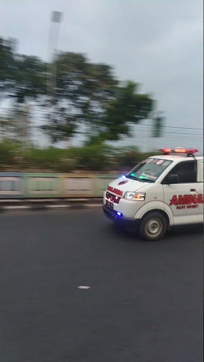 #KONVOI iring-iringan Mobil Ambulans #ambulance #ambulans #Covid19 #pandemi