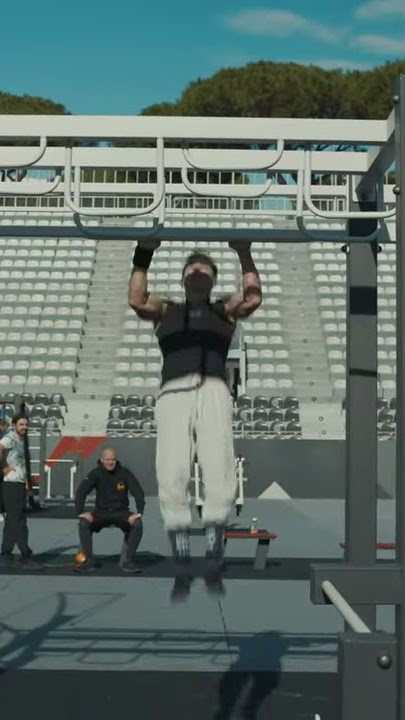 ANDREA LAROZA MUSCLE UP EXPLOSIVE