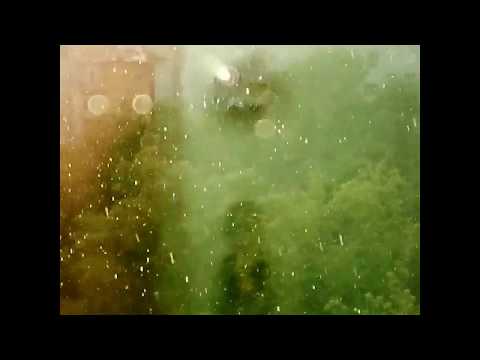 Super slow motion about raining by Sony Xperia XZ1 compact (horizon blue)