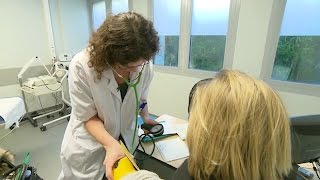 Essais cliniques de phase 1 : quelle sécurité pour les patients ? - Le Magazine de la santé Essais cliniques de phase 1 : quelle sécurité pour les patients ? - Le Magazine de la santé