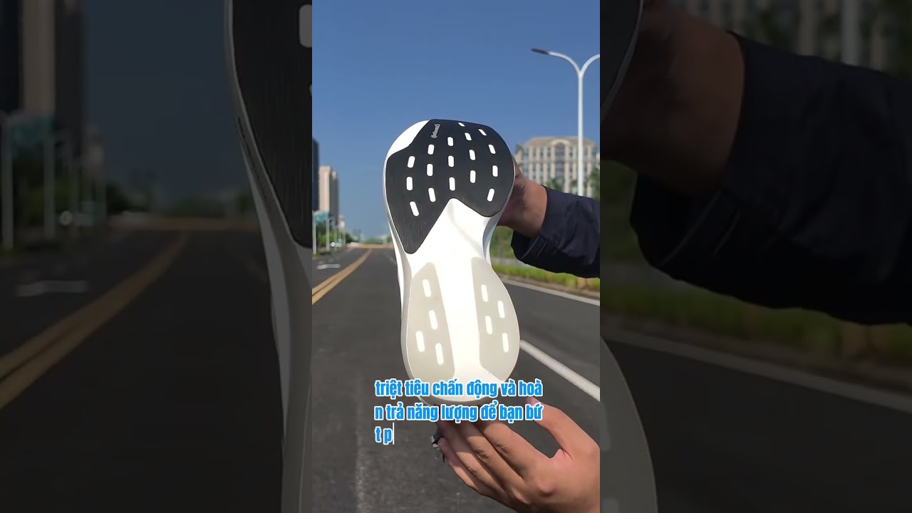 Adidas Adizero Evo #adidas #adizero #evo #xuhướng #trending #sneakers #giàythểthaođẹp #giaychaybo