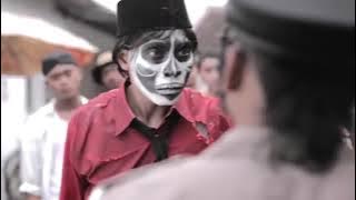 Kewer - Kewer Libertaria Feat Riris Arista