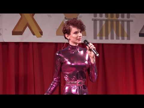 El juego de la vida: ¿el género es ficción o realista? | Leandra Atenea Levine Hidalgo | TEDxUBA