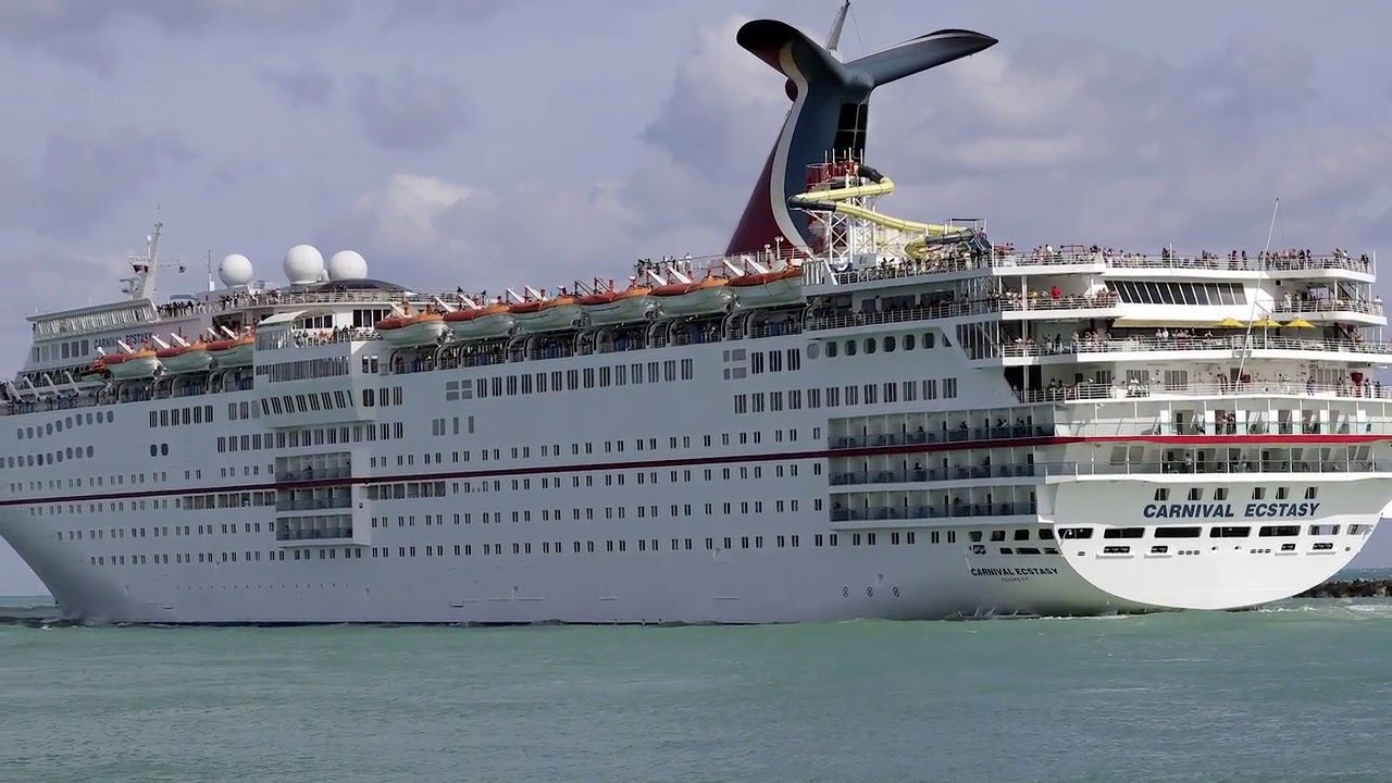 Mystery Surrounds Death Of Cruise Ship Singer 24 Found Dead In Cabin In Australian Port New York Daily News