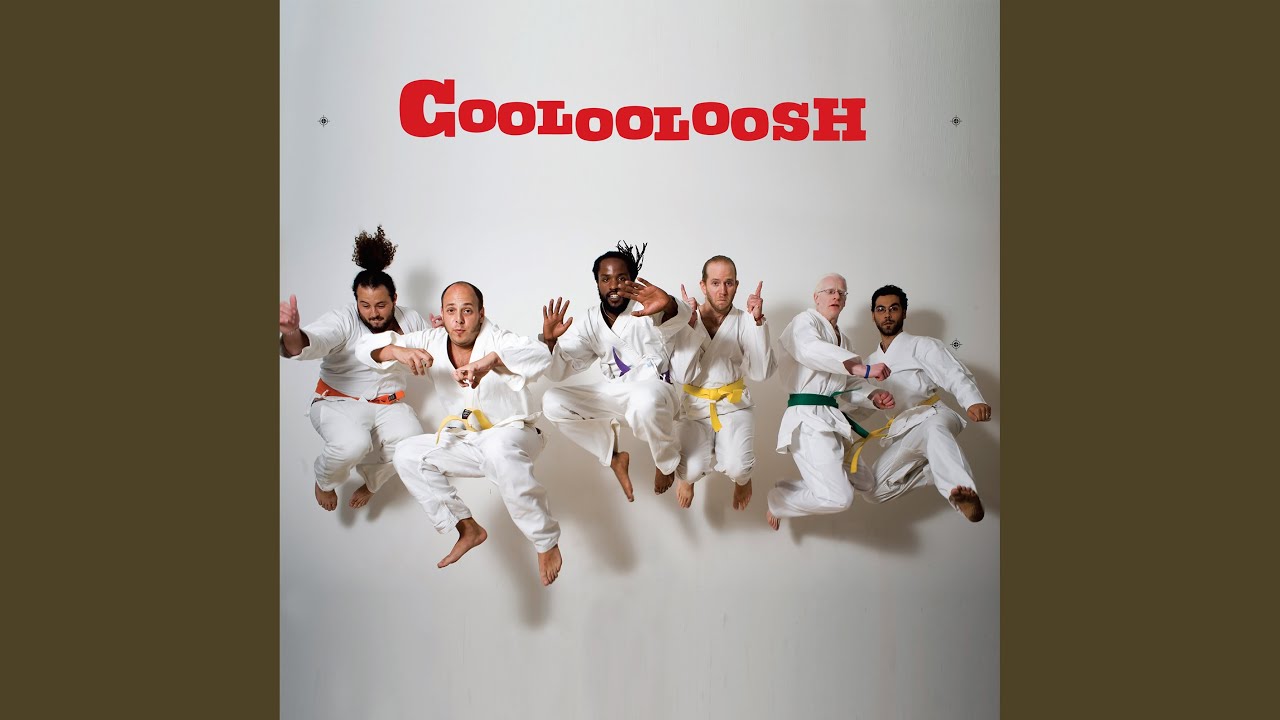 在 YouTube 上观看 Music Business 在 YouTube 上观看 Music Business