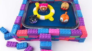 アンパンマン ばいきんまん ドキンちゃん おもちゃ パズル - 砂で遊ぶ プールを作る - 子供向けアニメ【アンパンマン】