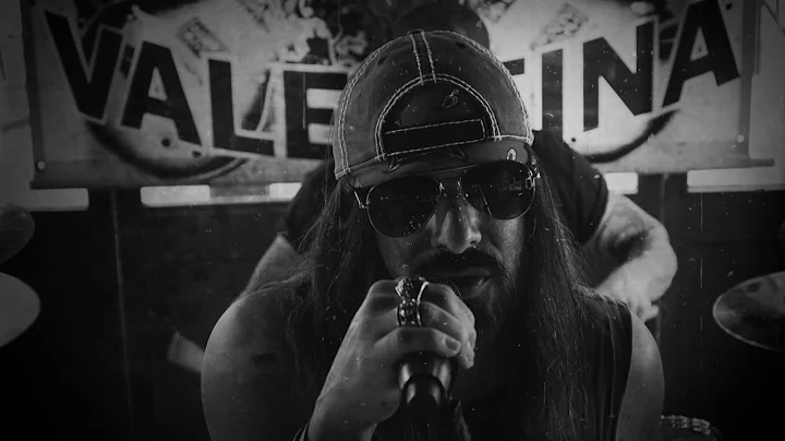 Kickin Valentina - Turns Me On (Official Music Vid...