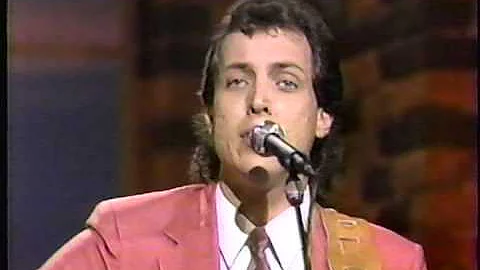Doyle Lawson - She's Walking Through My Memory