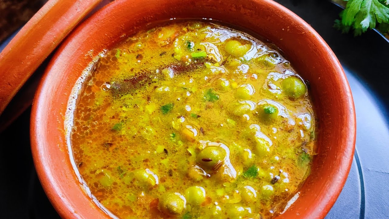 Hare Matar ki Dal..😋 Green Peas Dal Winter Special Dal... Uttar