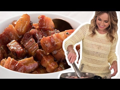 giada-de-laurentiis-makes-sweet-and-spicy-bacon-bites-|-food-network