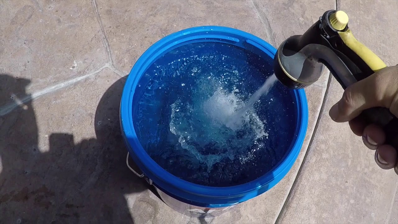 Wash Bucket with Grit Guard - Simple Chuck