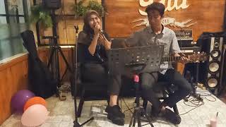 Download Lagu Tangga - Kesempatan Kedua (Cover Erlangga ft Hani) MP3 Download Lagu Tangga - Kesempatan Kedua (Cover Erlangga ft Hani) MP3