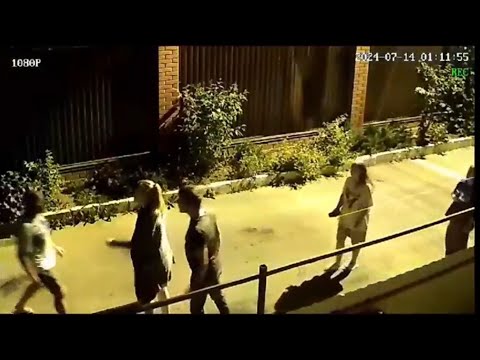 Пьяные гаишники устроили дебош.