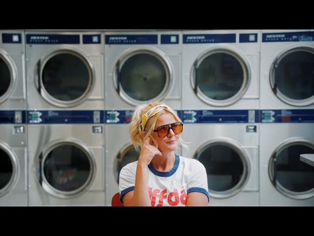 ANNIKA - Don't Get You A Man (Official Music Video) - YouTube