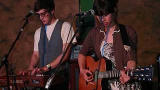 Jeremy Warmsley and Emmy the Great - The Boat Song (live)