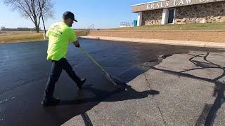 Professionally Seal Coating A Parking Lot 2021