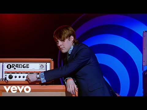 Kaiser Chiefs - Oh My God (Live From Top Of The Pops / 2005)