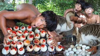 Ultimate Jungle Feast: Primitive Egg Recipe Cooking & Eating Adventure | Delicious Wilderness Dining