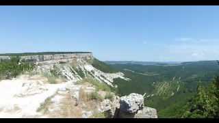 Крым 2015.Бахчисарай , пещерный город Чуфут-Кале, фрагменты экскурсии 2 августа 2015 года.(Крым, окрестности Бахчисарая , пещерный город Чуфут-Кале. Фрагменты экскурсии 2 августа 2015 года. Запись Full HD., 2015-08-23T13:35:10.000Z)