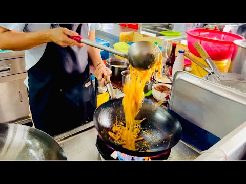 Street Food Malaysia | vok skill in chinese food court,lots of diffrent cuisines at SS13 Subang jaya
