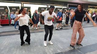 Ofrezco bailar FESTEJO  música tradicional  del Perú  AFRO música negra bailando en las calles de