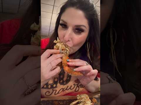 How to Eat a Maryland Blue Crab — Ocean City, Maryland How to Eat a Maryland Blue Crab — Ocean City, Maryland