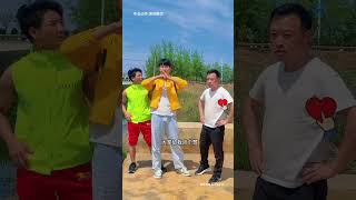 Extreme Cat Food Delivery Rider Turns Out to Be a Parkour Master Hiding in Plain Sight 202