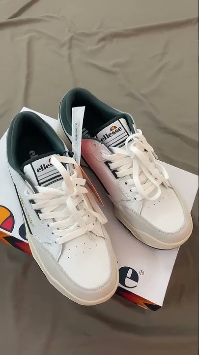 Unboxing Ellesse Shoes😍 - YouTube