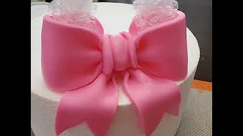 *Easy Fondant Bow Tutorial
