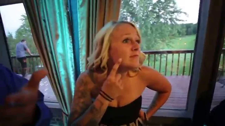 Ryan & Julie Lewandowski Single Kiss 8-21-15