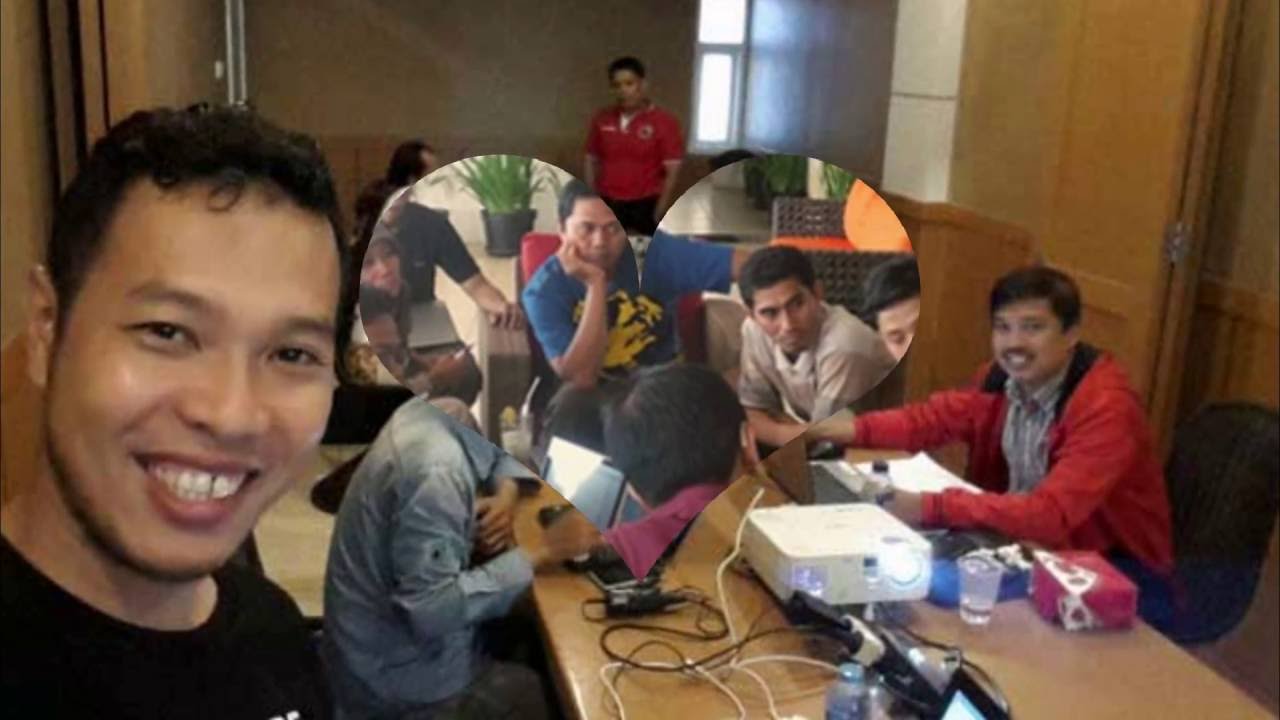 Meledaknya Komunitas Belajar Bisnis Online: Fenomena, Manfaat, dan Tantangannya