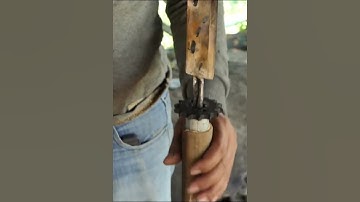 Techniek voor het verbinden van een houten zwaardgreep #shorts #short #shortsfeed #shortvideo #di...