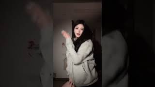 Eu Tô Fazendo Uma Mágica Dance Cover