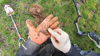 LIVE DIG JEWELRY!! Deep old jewelry in the red clay with the XP Deus 2.