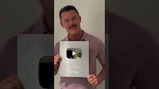 Thanks to YouTube for this award and big love to all my subscribers!