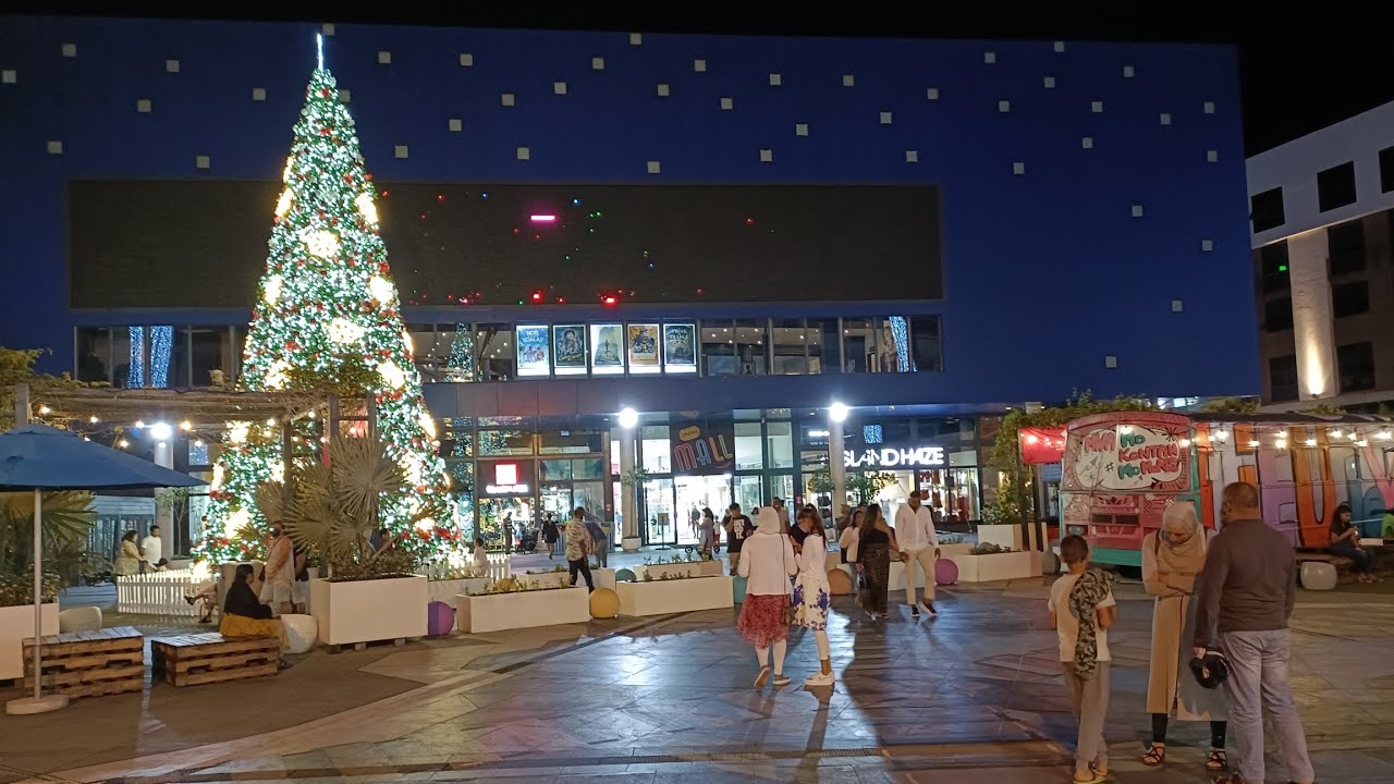 Saturday Night  in La Croisette