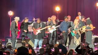 Buddy Guy & Everyone - Hootchie Coochie Man 10-1-26 Radio City Music Hall, NYC