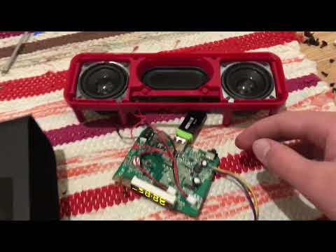 Videó: Használhat Bluetooth hangszórót laptoppal?