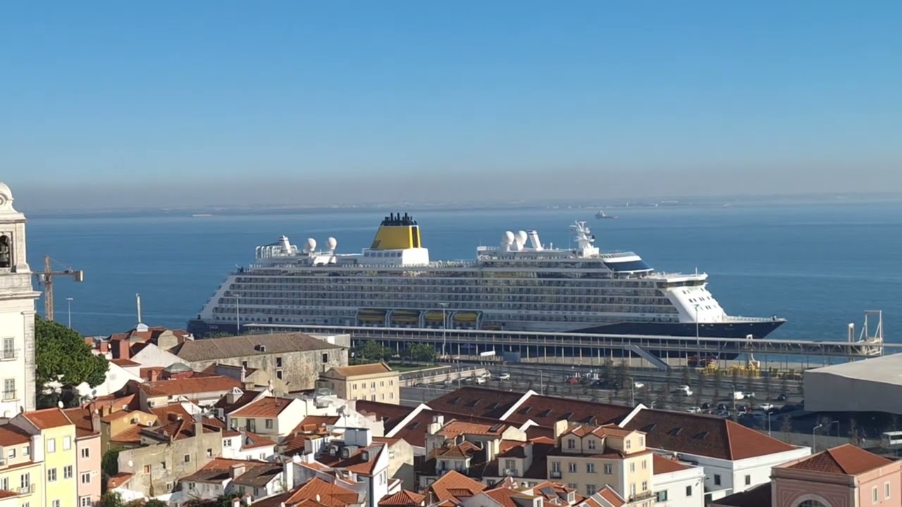 Beautiful place  in Lisbon, paris to Portugal